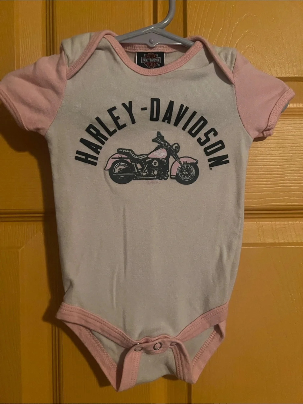 6-9 MONTHS BABY GIRL HARLEY DAVIDSON ONESIE ONE-PIECE LIKE 3-6 MONTHS.